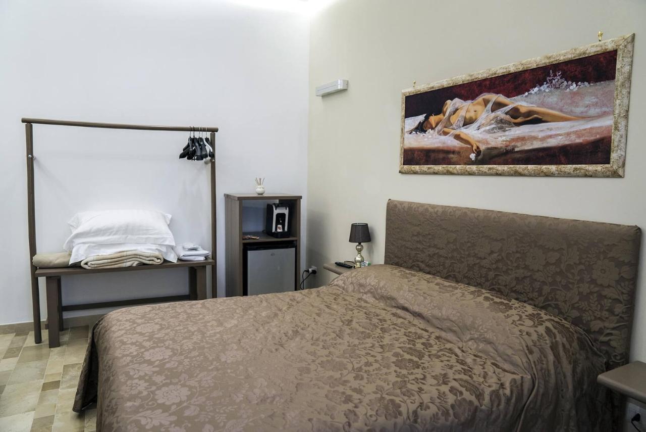 B&B Conte Cavour Barletta Buitenkant foto